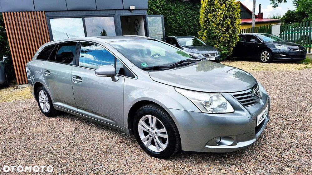 Toyota Avensis 2.0 Sol plus NAVI - 5