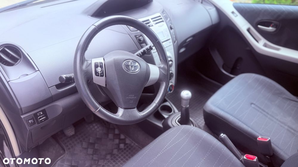 Toyota Yaris 1.33 VVT-i Edition - 20