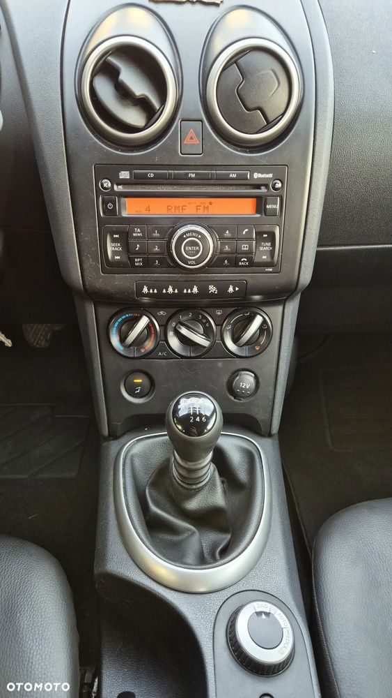 Nissan Qashqai 2.0 4x4 Tekna - 11