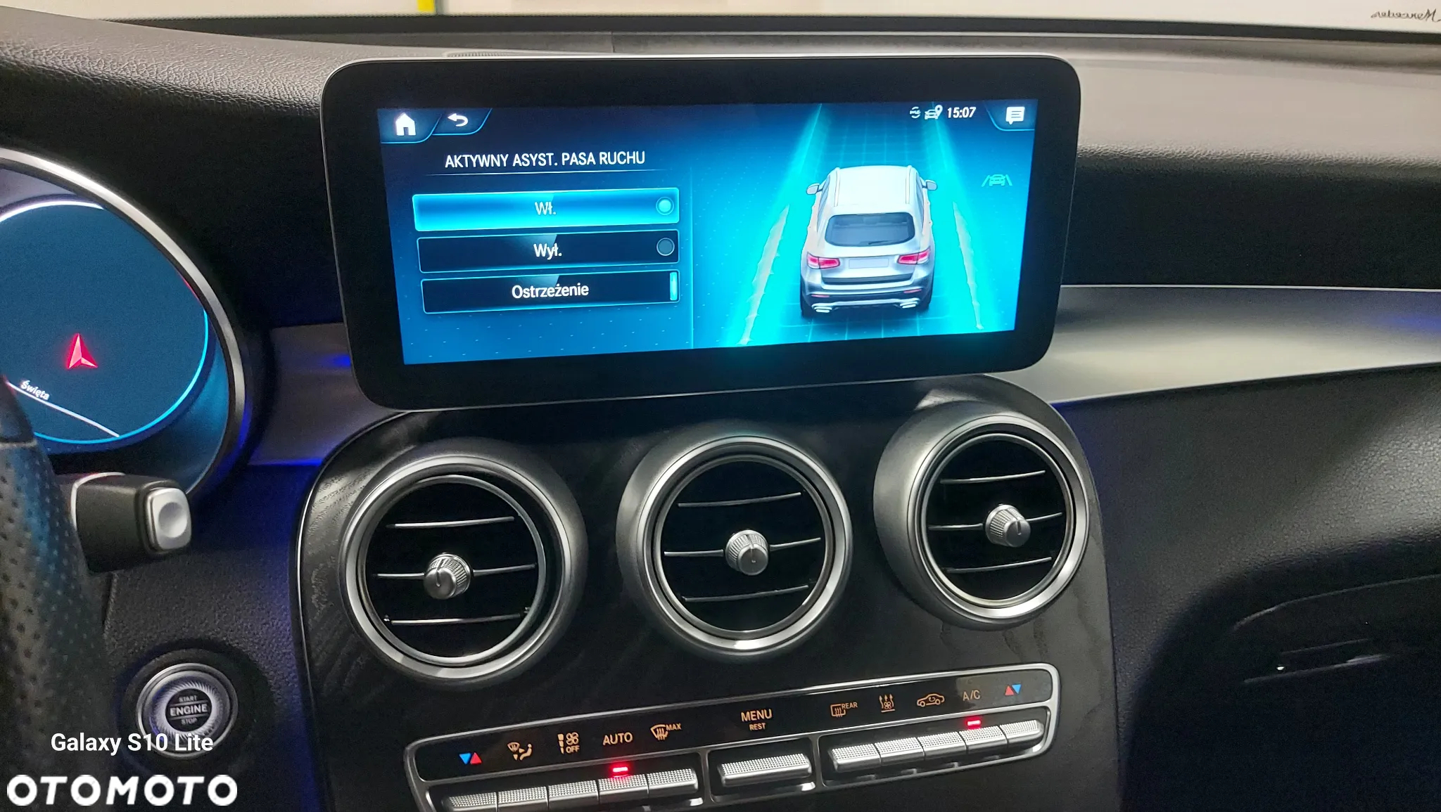 Mercedes-Benz GLC 220 d 4Matic 9G-TRONIC AMG Line Plus - 21