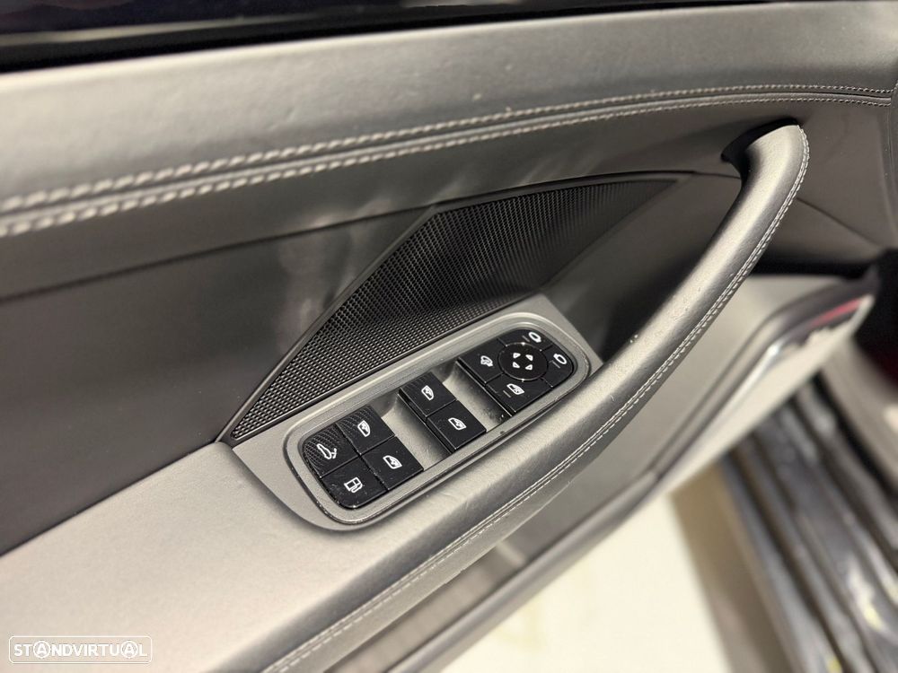 Porsche Panamera 4S E-Hybrid - 23