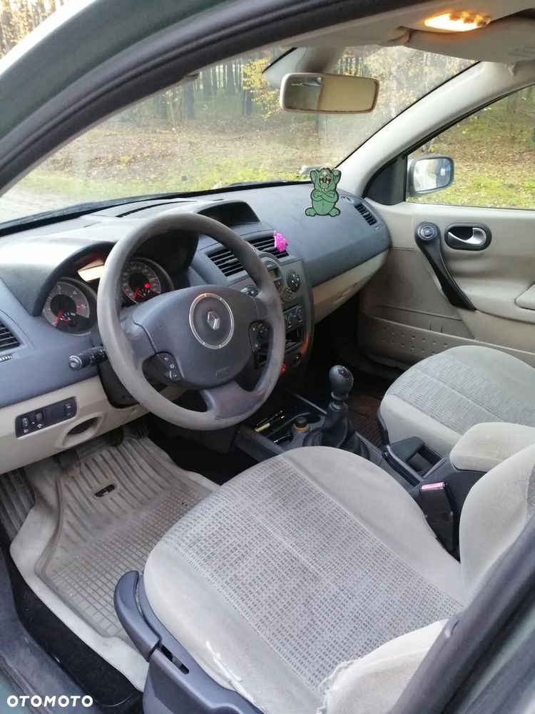 Renault Megane 1.5 dCi Dynamique - 5