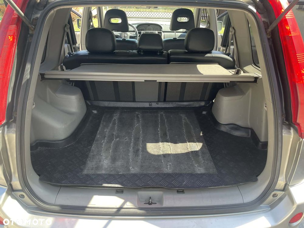 Nissan X-Trail 2.2 dCi Elegance - 6