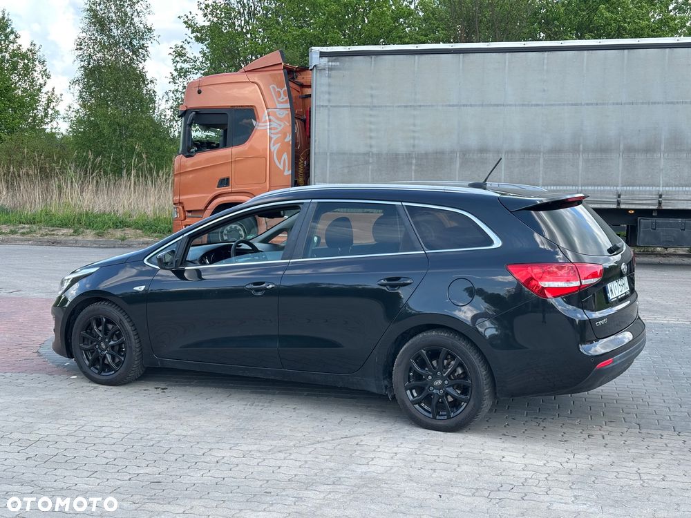 Kia Ceed 1.6 GDI L Business Line - 7
