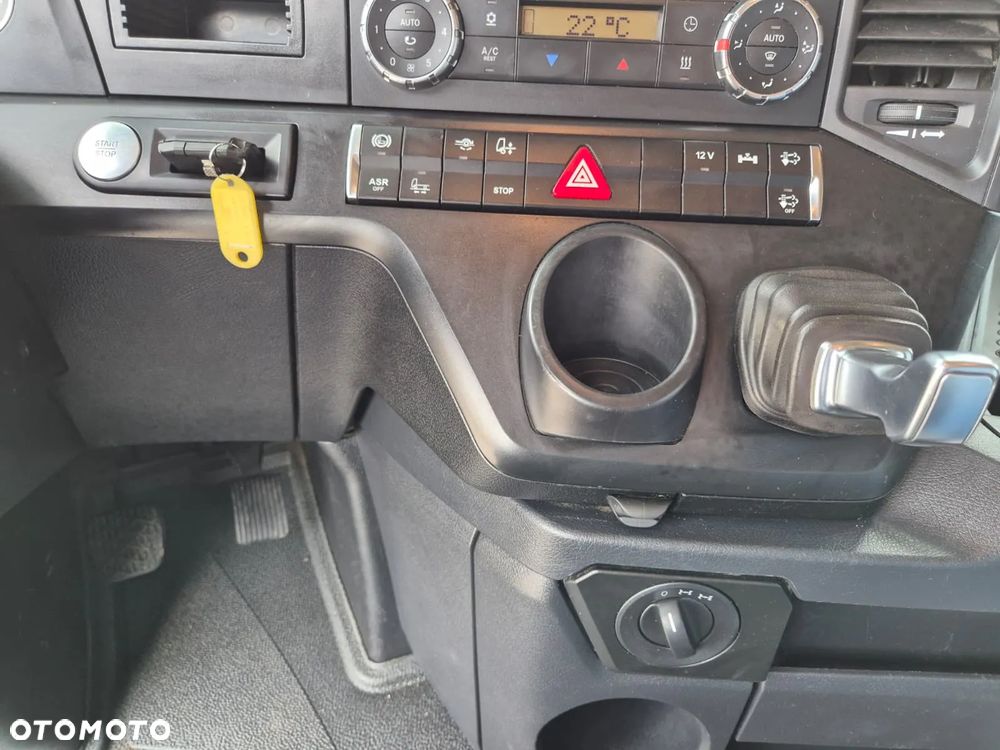 Mercedes-Benz Actros 4163 8X4 / SUPER STAN / MOCNY CIĄGNIK / UNIKATOWY / SERWISOWANY / BEZWYPADKOWY / EURO 6 / OKAZJA! - 32