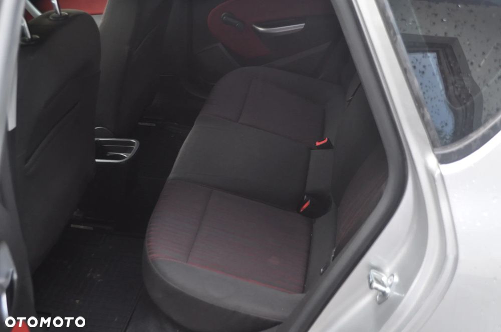 Opel Astra 1.6 Cosmo - 19