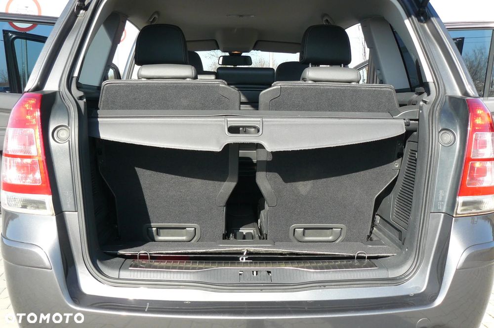 Opel Zafira - 13