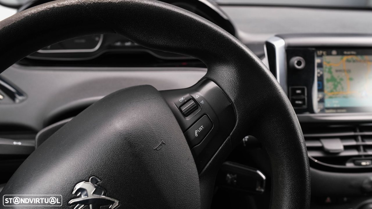 Peugeot 208 1.6 e-HDi Active - 8
