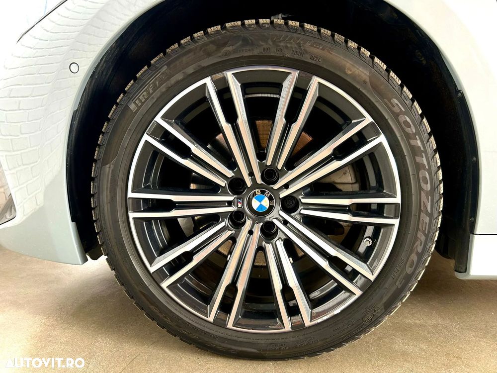 BMW Seria 3 330e xDrive AT PHEV - 28