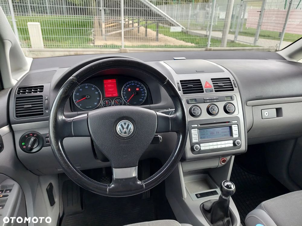 Volkswagen Touran 1.4 TSI Highline - 20