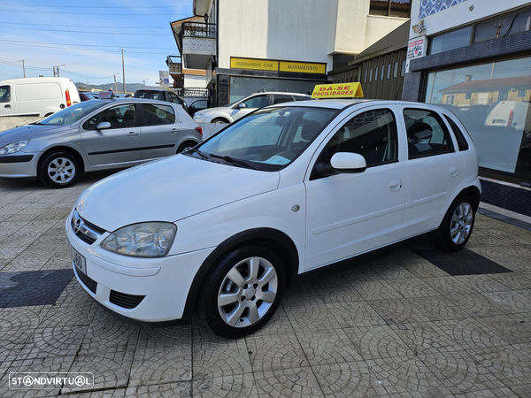 Opel Corsa 1.2 16V Essentia