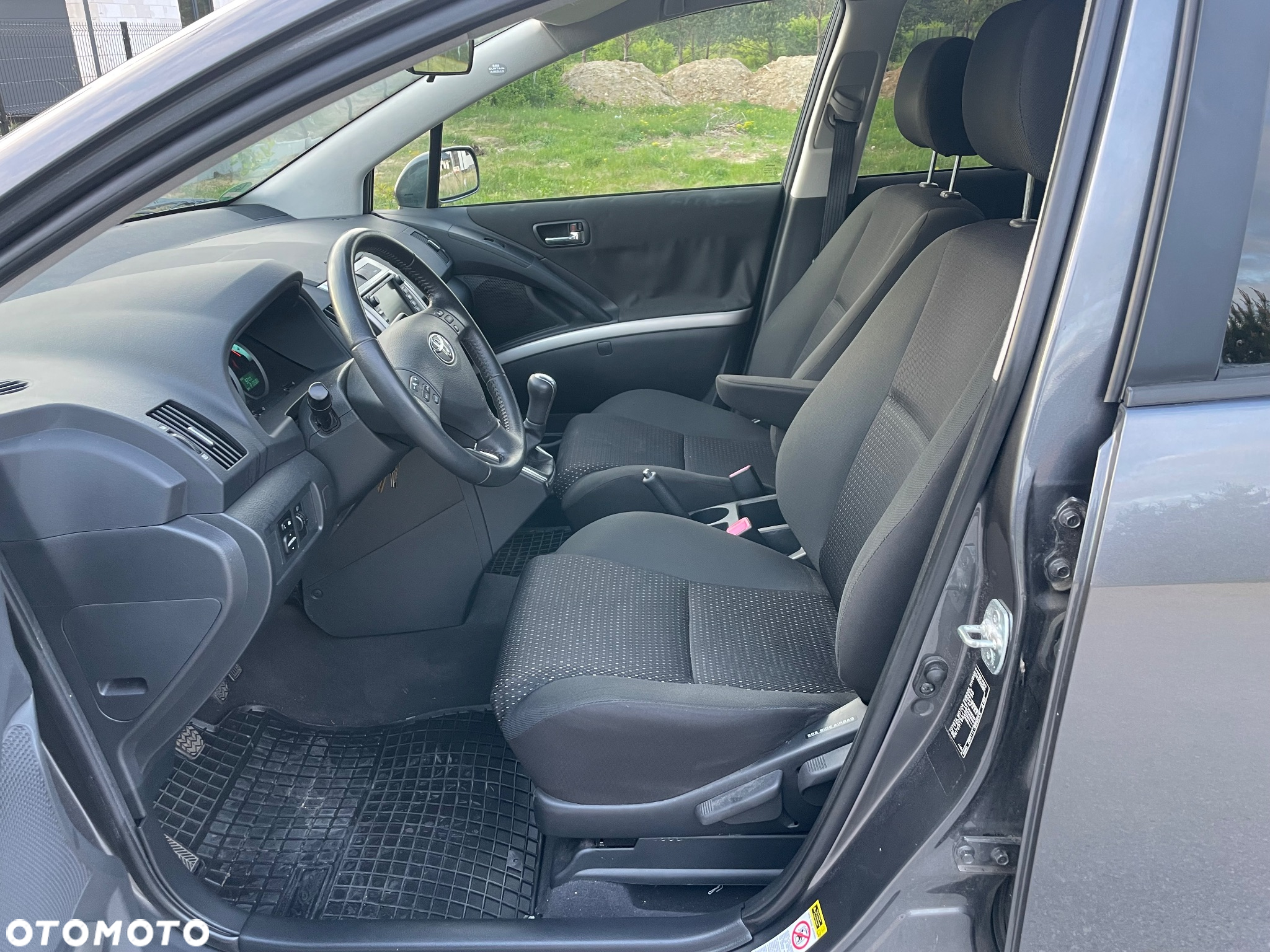 Toyota Corolla Verso - 9