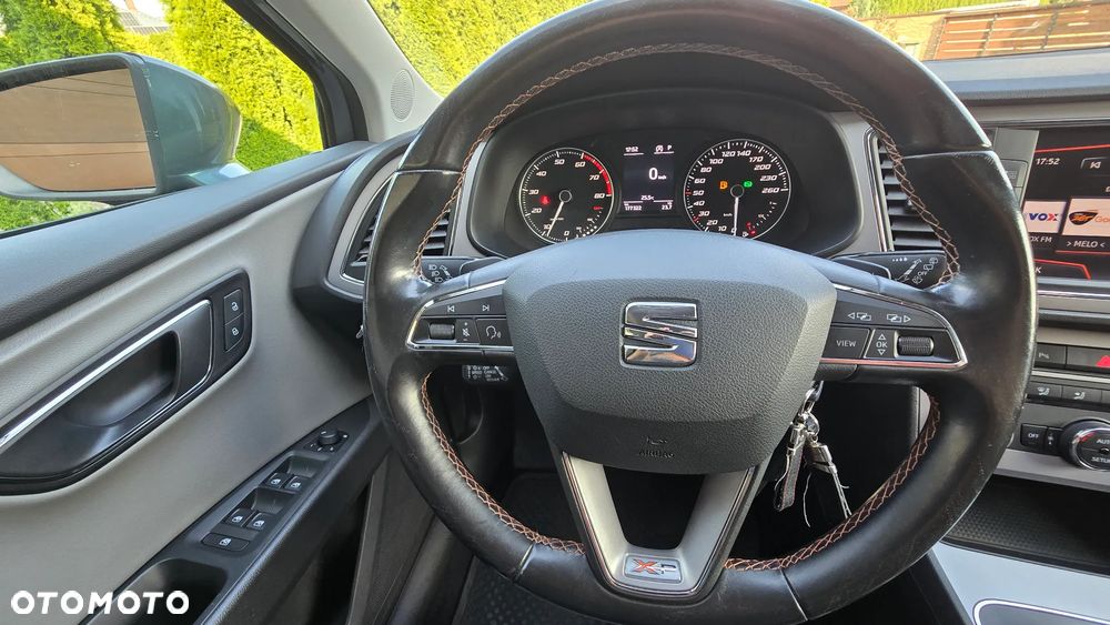 Seat Leon 1.8 TSI Start&Stop DSG XCELLENCE - 40