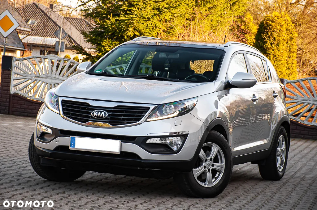 Kia Sportage 2.0 CRDI 4WD Automatik Dream-Team Edition - 5