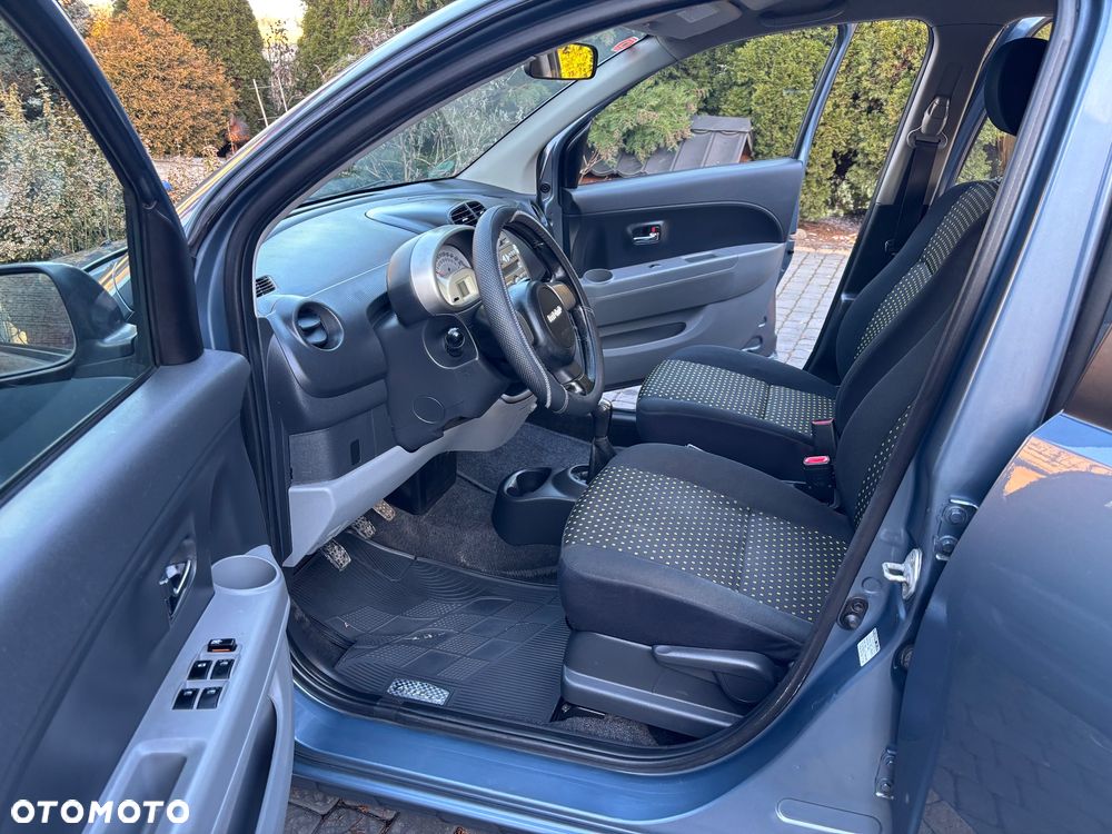 Daihatsu Sirion 1.3 - 11