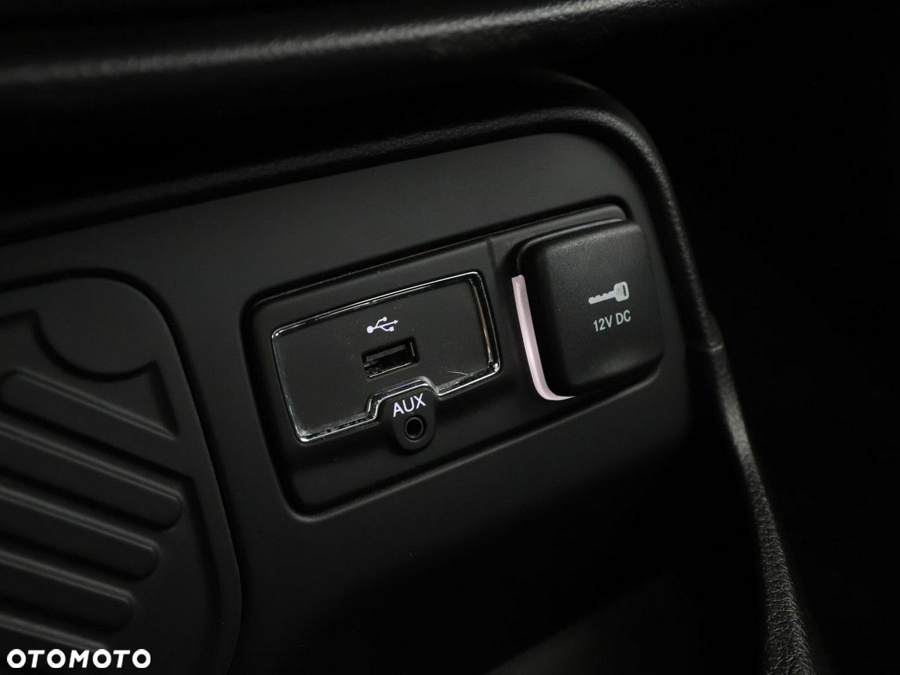 Jeep Renegade 1.6 E-TorQ Sport FWD - 25