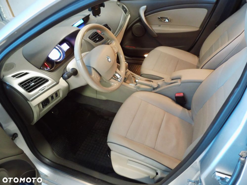 Renault Fluence 1.5 dCi Intens - 13