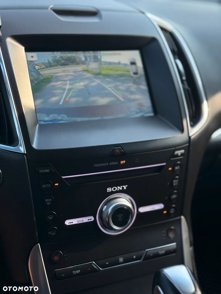 Ford Edge - 17