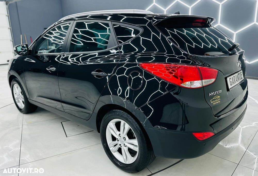 Hyundai ix35 1.7 CRDI 2WD blue Finale Gold - 3