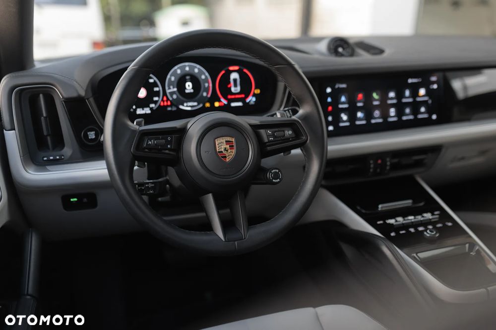 Porsche Cayenne Standard - 18