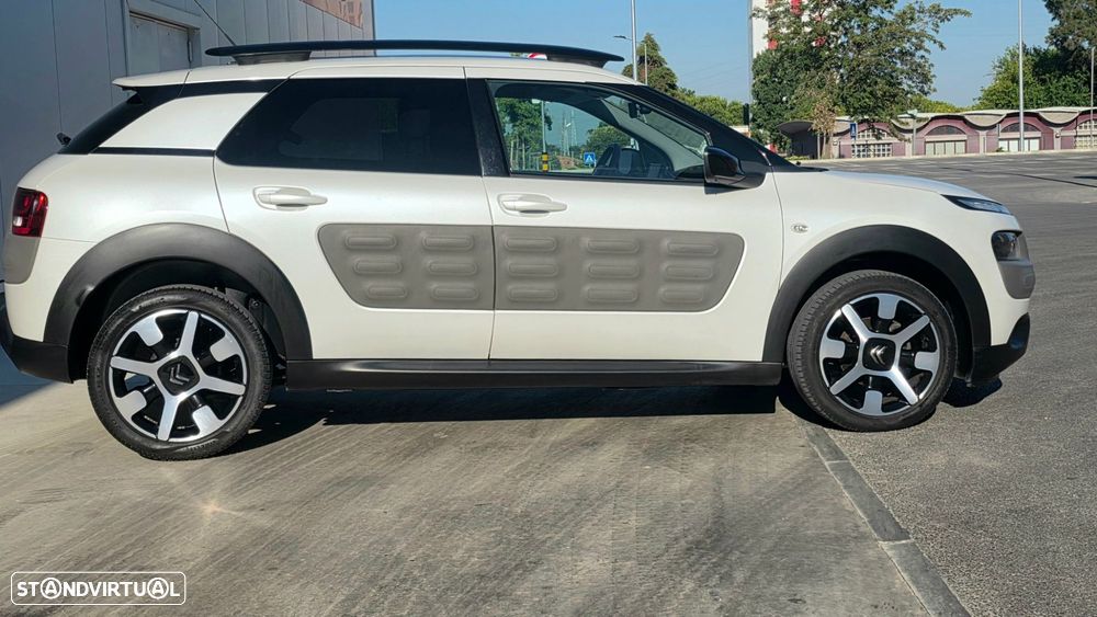 Citroën C4 Cactus 1.2 PureTech Shine - 4