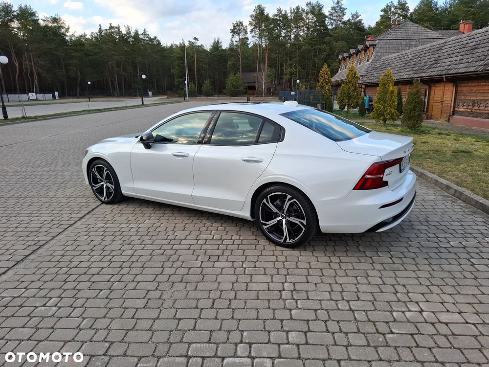 Volvo S60 B5 B AWD Ultimate Dark - 5
