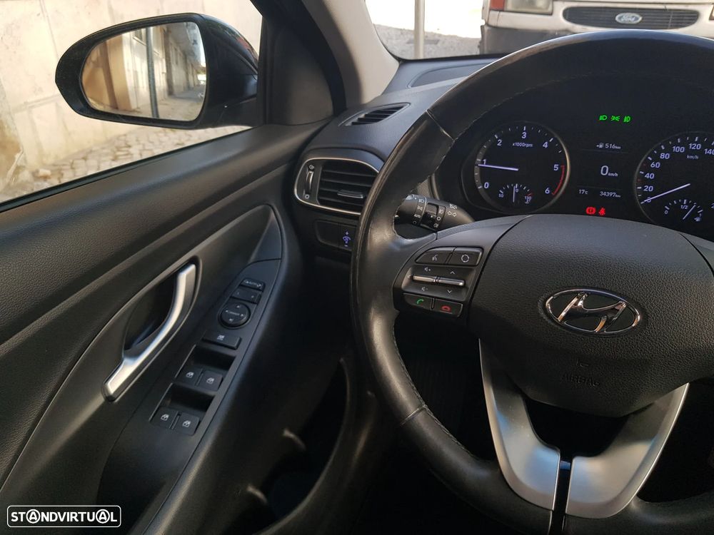 Hyundai i30 1.6 CRDi Launch Edition - 22