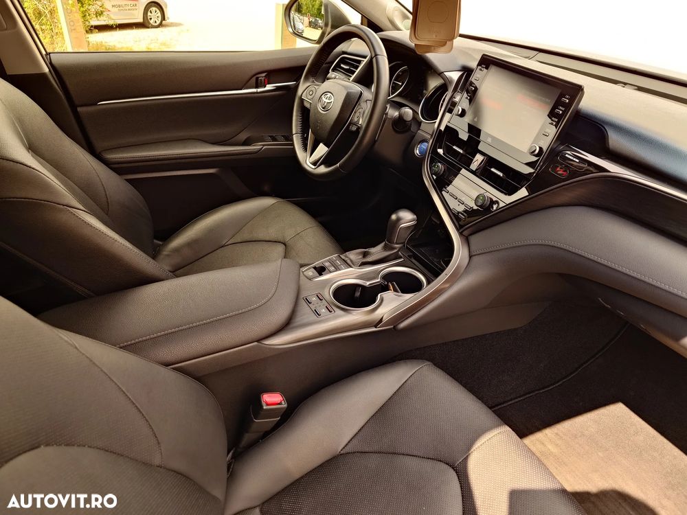 Toyota Camry 2.5 Exclusive - 19
