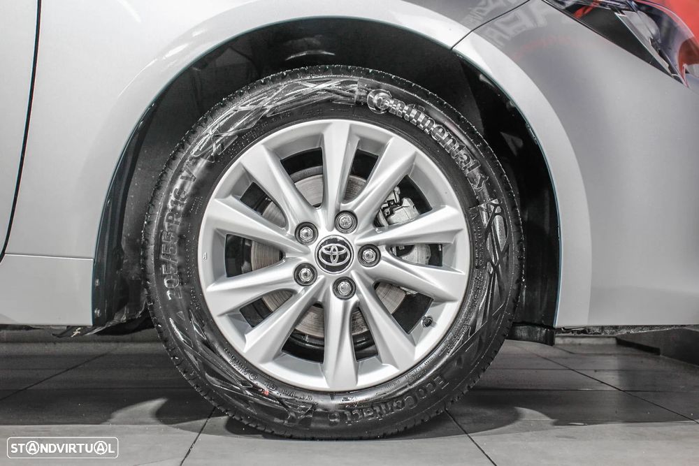Toyota Corolla 1.8 Hybrid Comfort - 12
