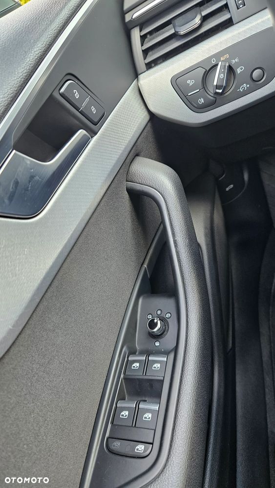 Audi A4 Avant 2.0 TDI S tronic - 21