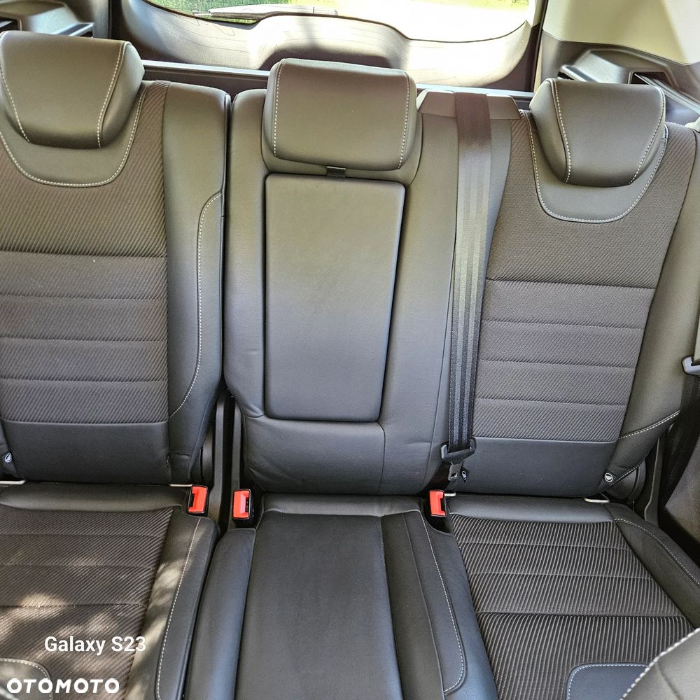 Ford Kuga 1.5 EcoBoost 2x4 Titanium - 33