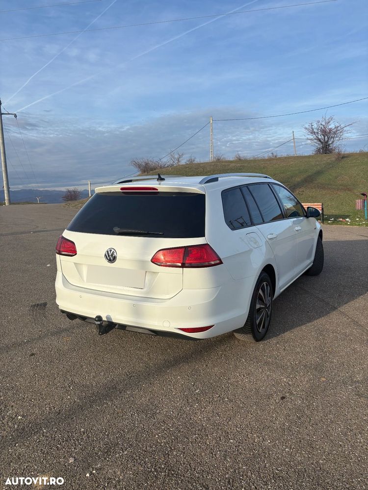 Volkswagen Golf - 12