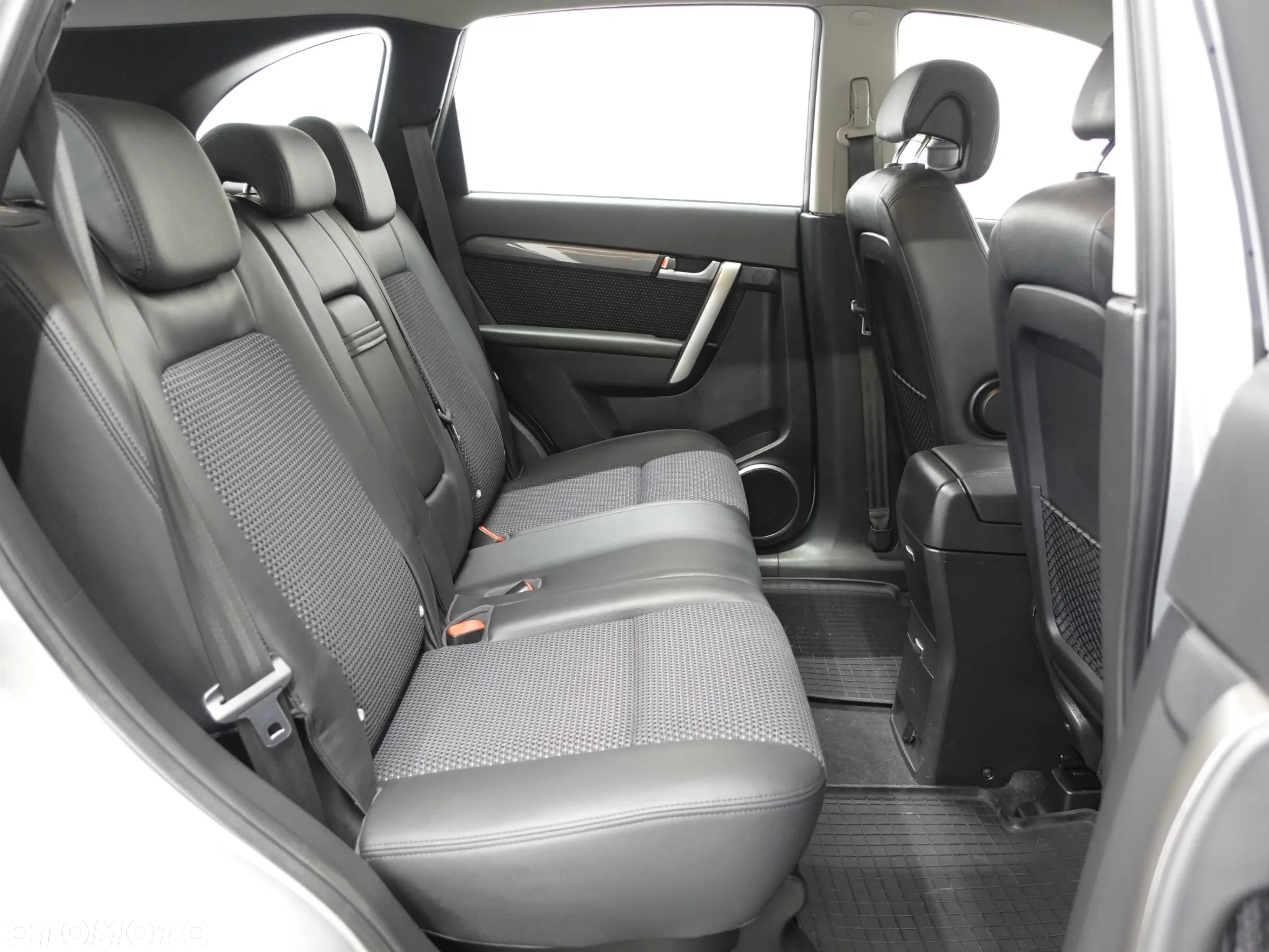 Chevrolet Captiva 2.0 4WD 5 Sitzer LT - 25