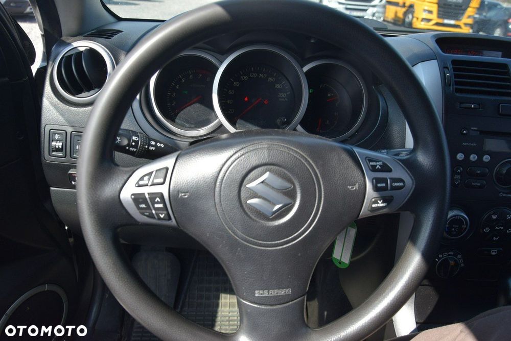 Suzuki Grand Vitara 2.0 Automatik Comfort Limited - 20