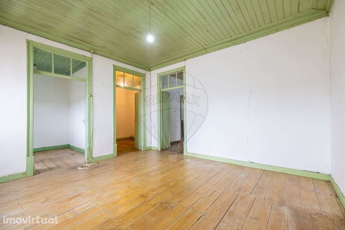 Moradia T2 para venda - Grande imagem: 2/28