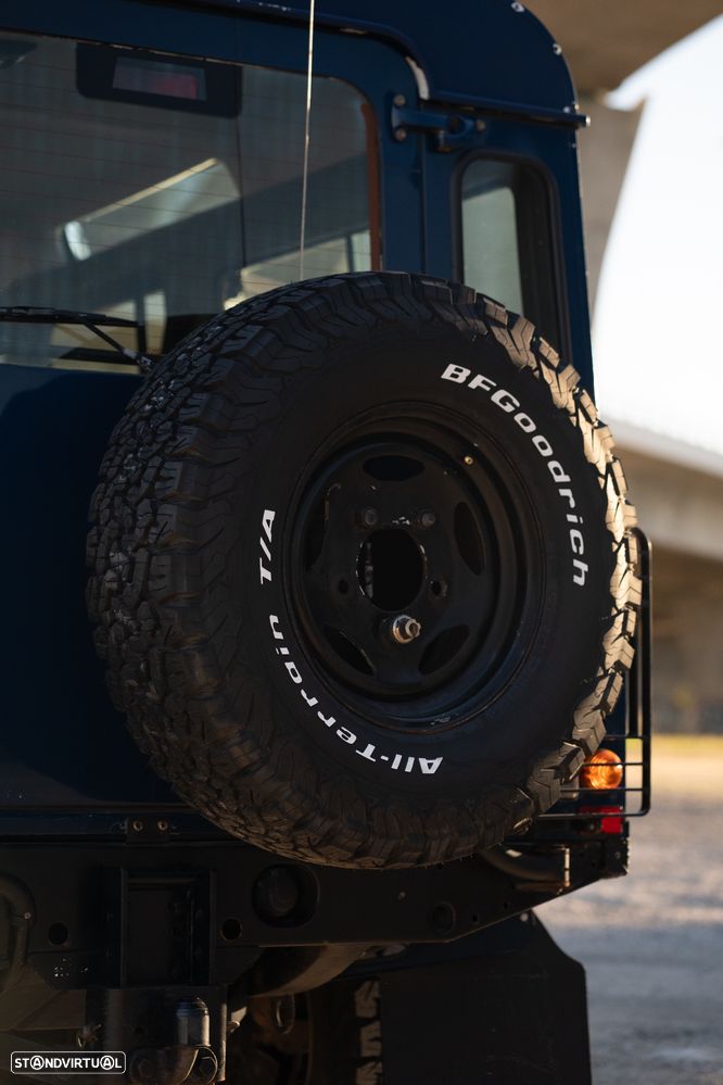 Land Rover Defender 110 2.5 TD5 Metal Top - 5
