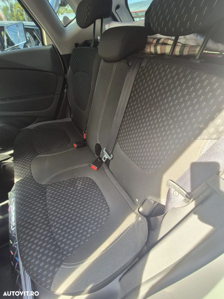 Renault Captur - 10