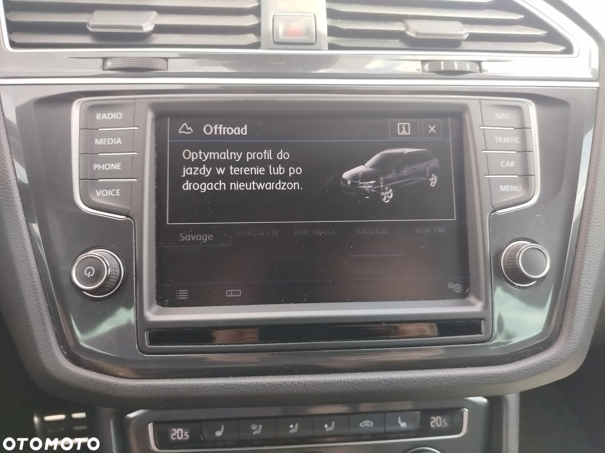 Volkswagen Tiguan - 12