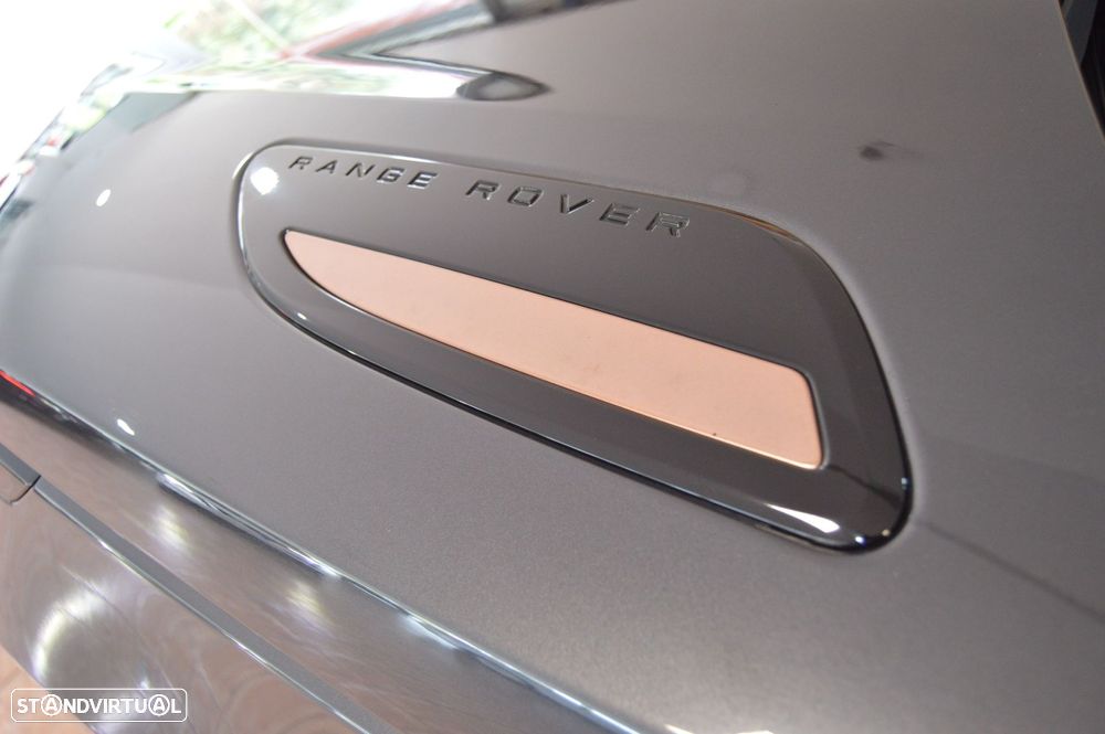 Land Rover Range Rover Velar 3.0 D R-Dynamic HSE - 30