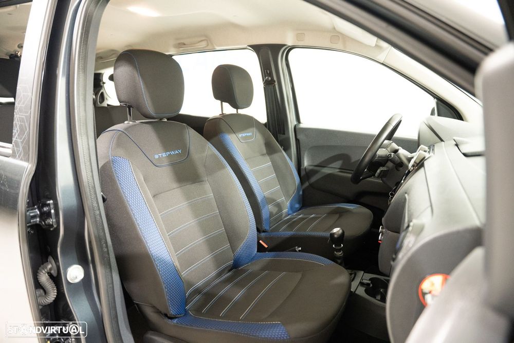 Dacia Lodgy 1.5 Blue dCi Stepway 7L - 14