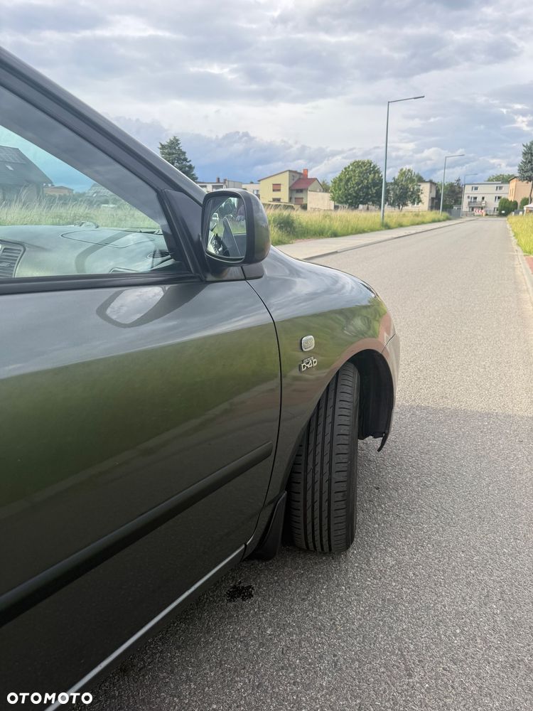 Toyota Corolla - 3