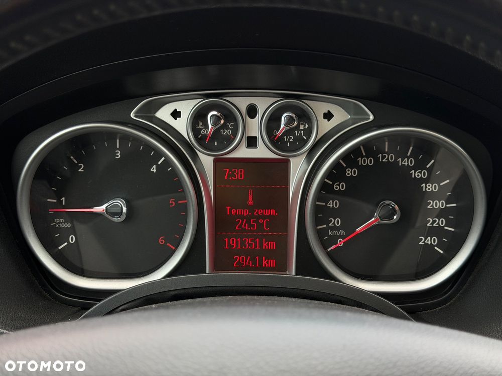 Ford Kuga 2.0 TDCi Titanium FWD - 13