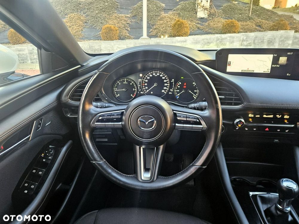 Mazda 3 SKYACTIV-D 1.8 SELECTION - 33