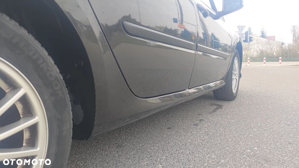 Renault Laguna dCi 110 FAP Dynamique - 28