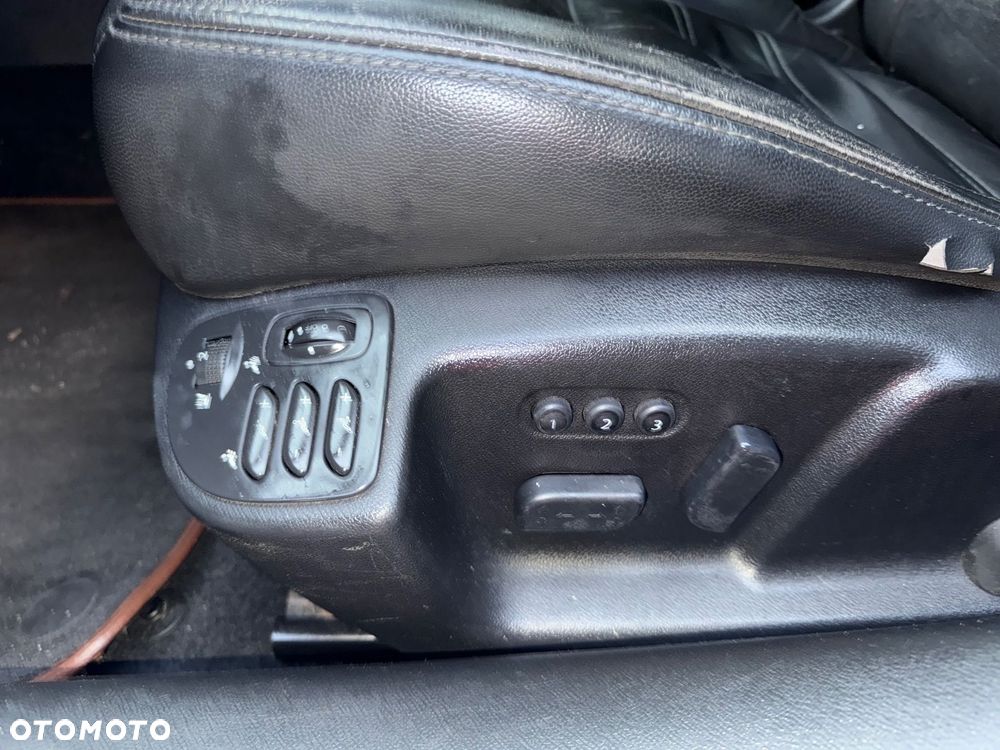 Renault Latitude 2.0 dCi Initiale - 16