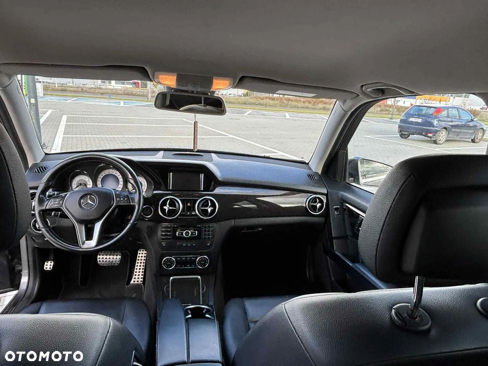 Mercedes-Benz GLK - 17