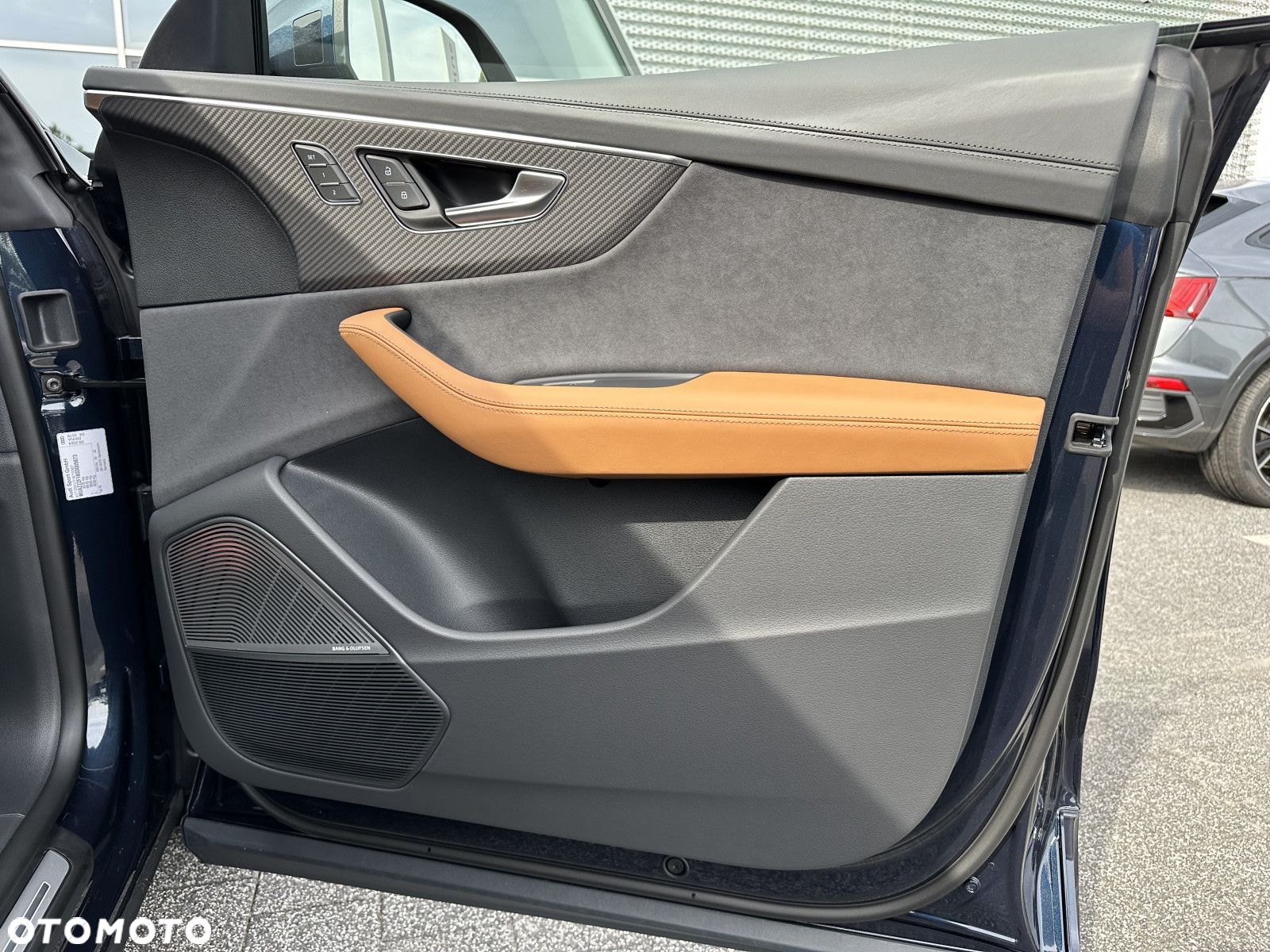 Audi RS Q8 - 30