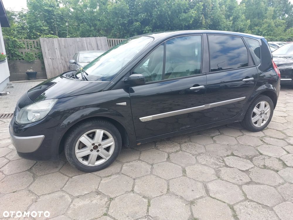 Renault Grand Scenic - 4