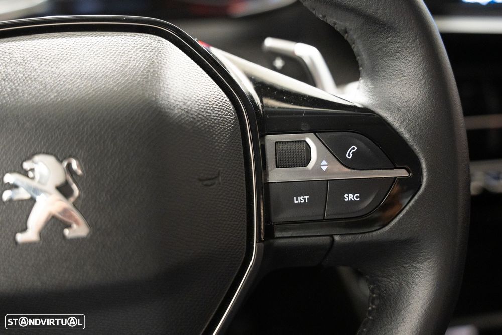 Peugeot 2008 1.2 PureTech Active EAT8 - 17