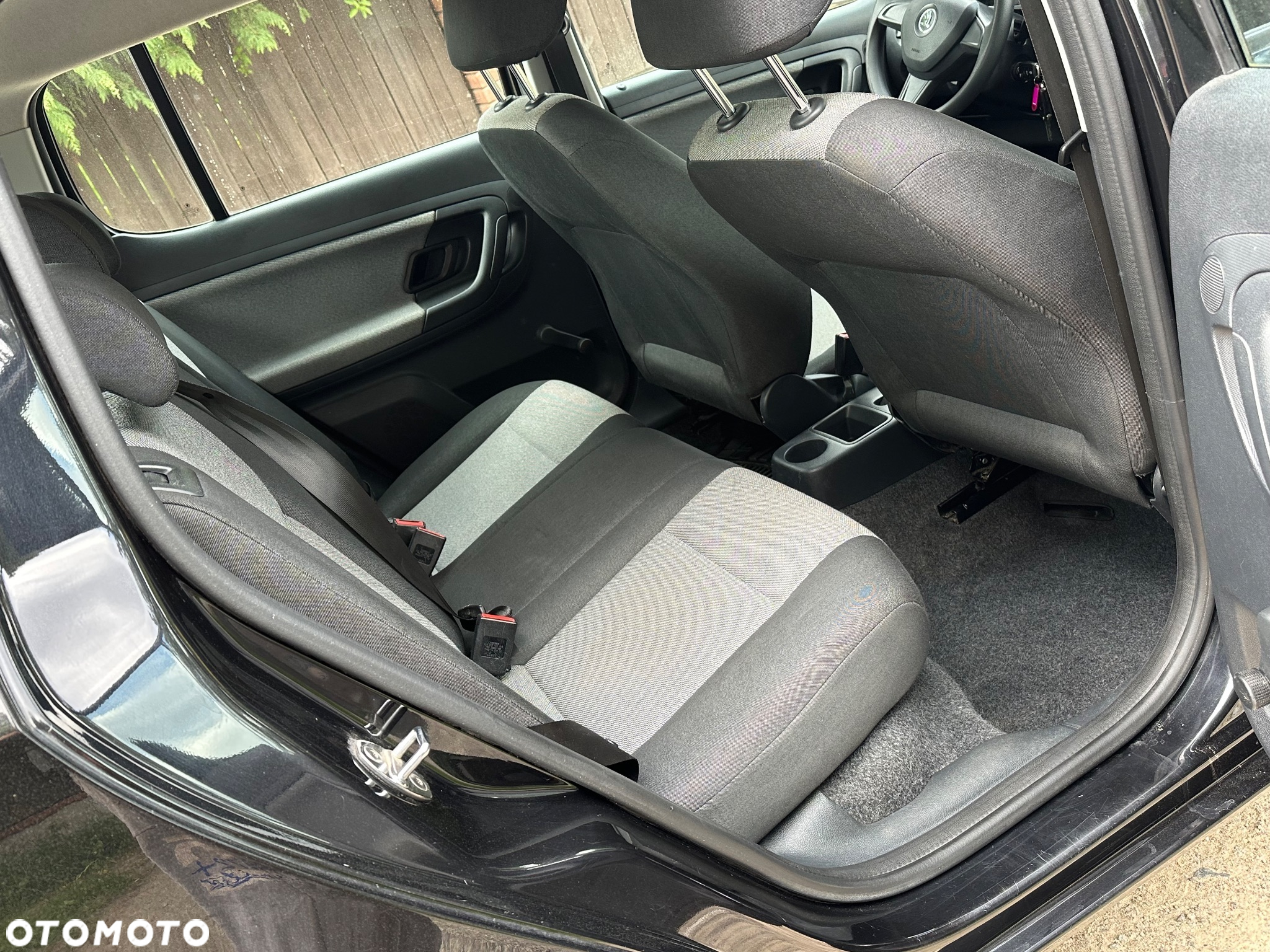 Skoda Fabia 1.2 TSI Active Plus - 25